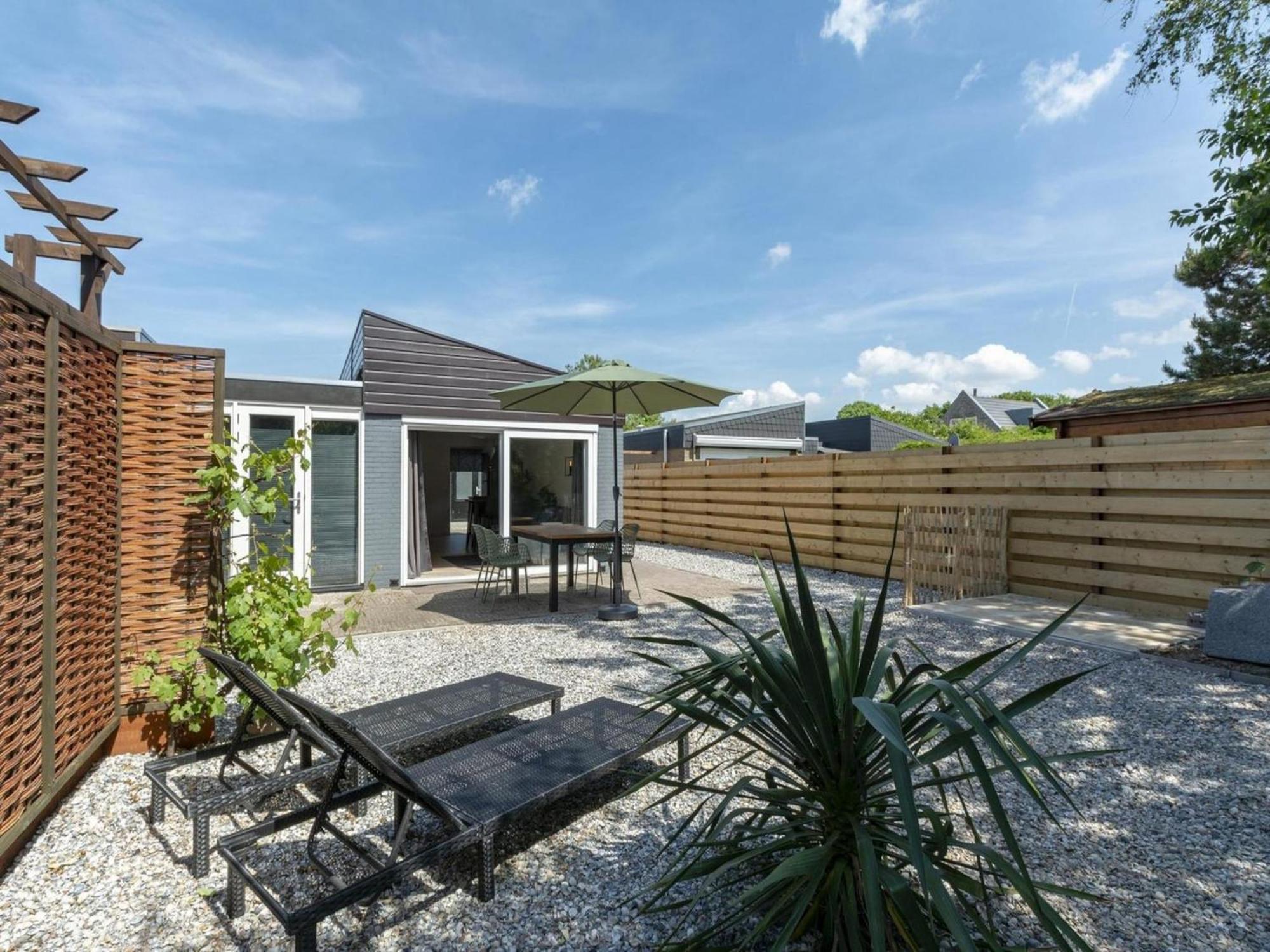 Luxurious Furnished Bungalow With Terrace Callantsoog Eksteriør billede