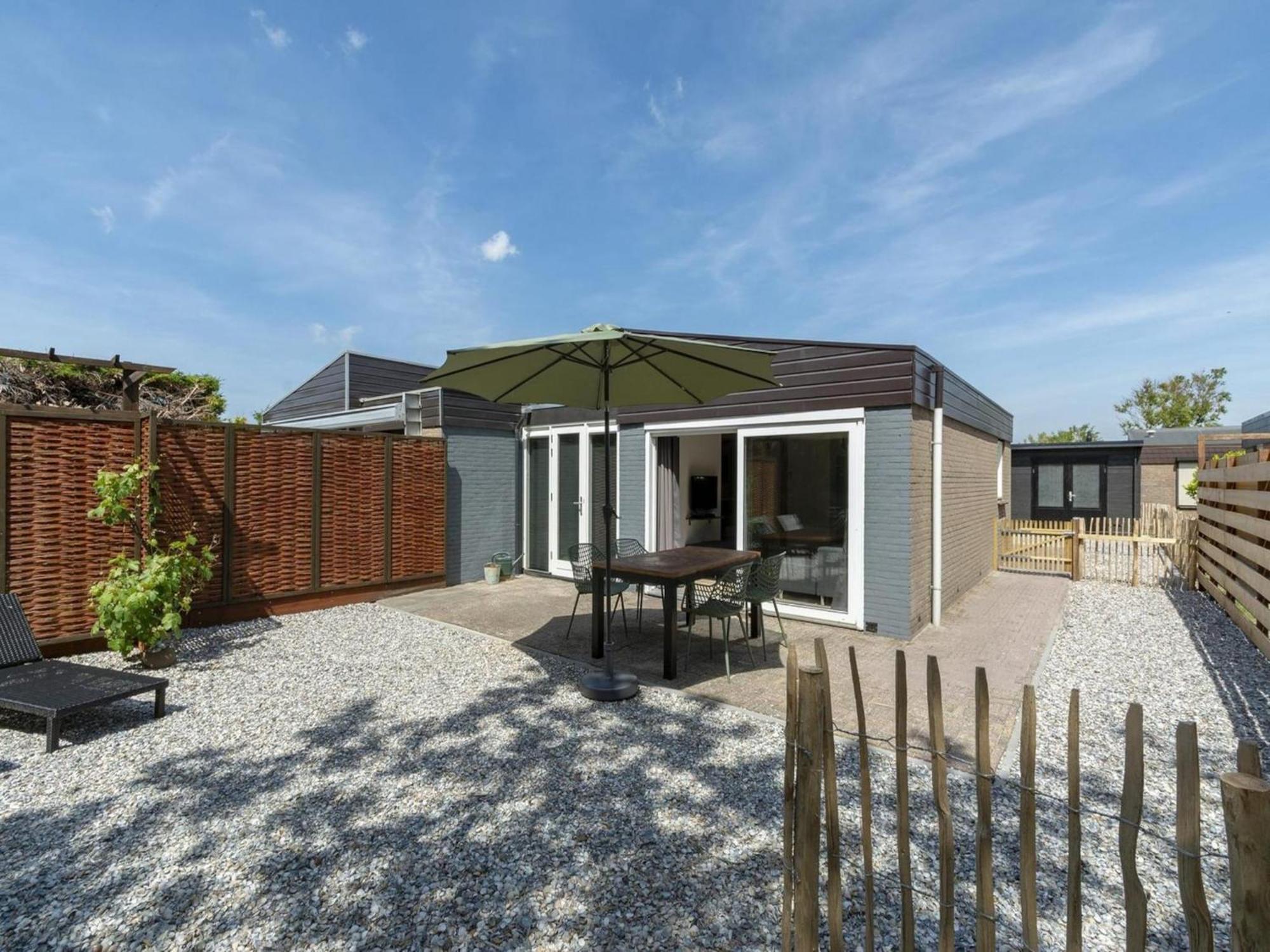 Luxurious Furnished Bungalow With Terrace Callantsoog Eksteriør billede